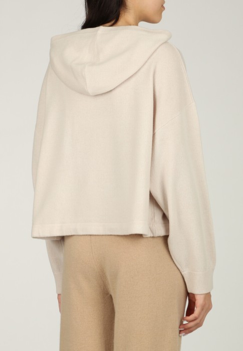 худи  из германии вид сбоку