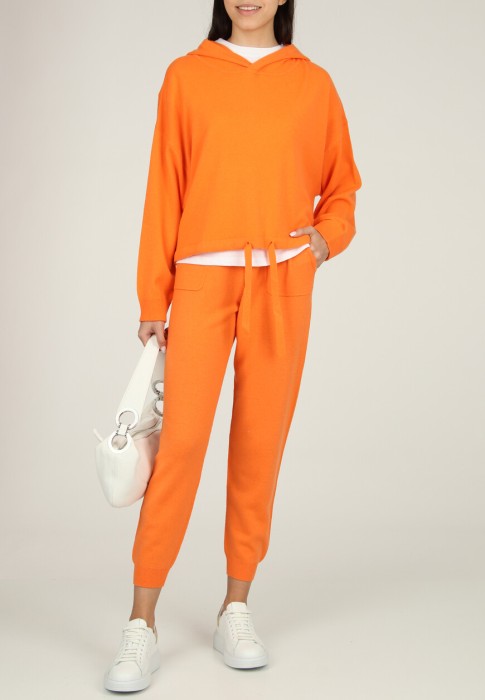 худи  от бренда allude вид слева