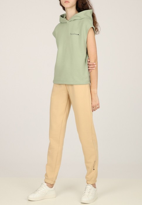 худи  из италии вид сбоку