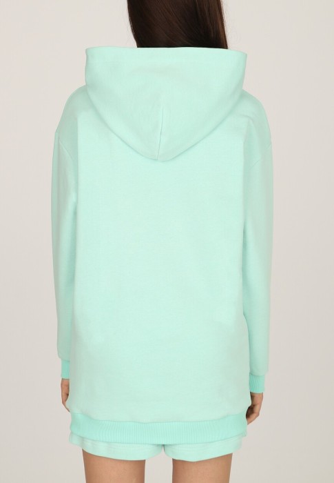 Товар зеленого цвета с внутренней стороны