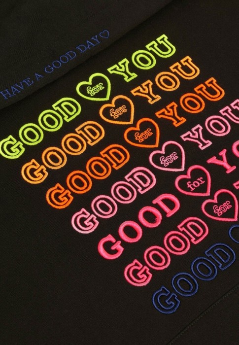 худи  из проверенных материалов спереди