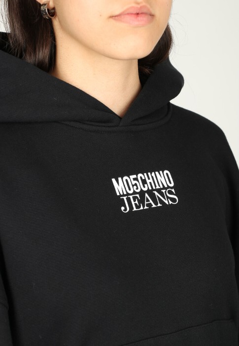 Товар черного цвета с внутренней стороны