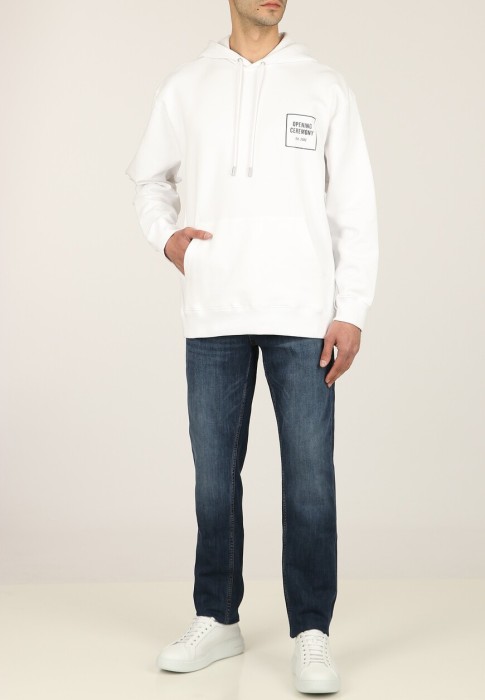 худи  по цене 27230 руб вид справа