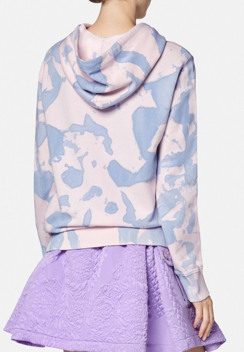 Товар розового цвета с внутренней стороны