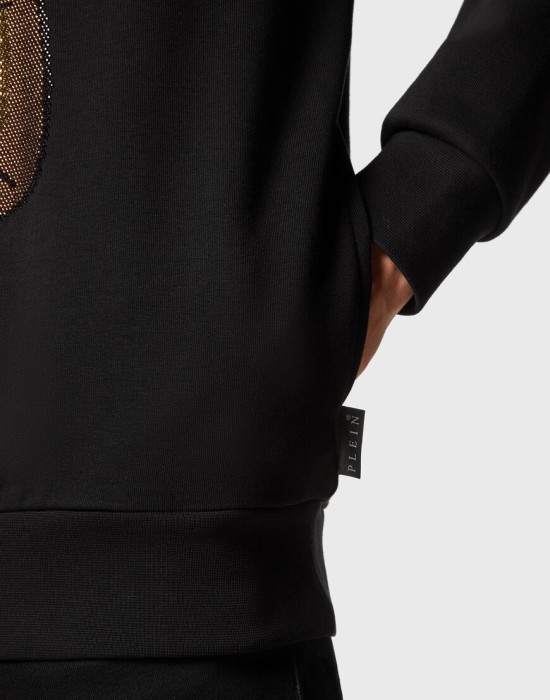 Товар черного цвета с внутренней стороны