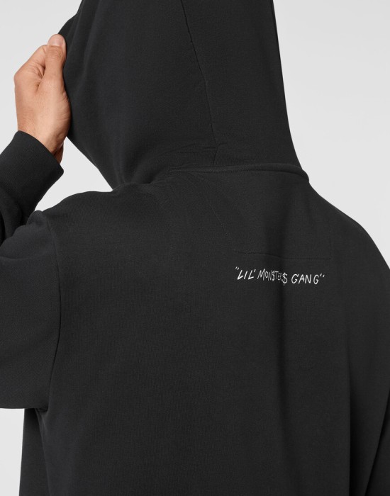 Товар черного цвета с внутренней стороны