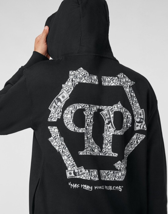 Товар черного цвета с внутренней стороны