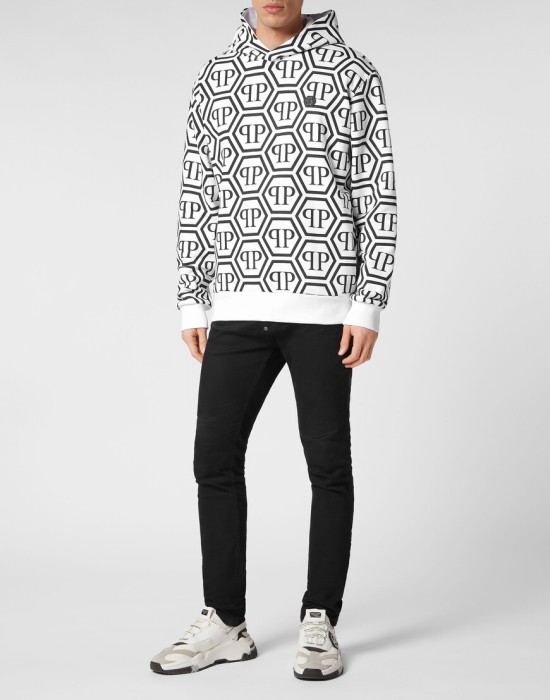 Товар белого цвета с внутренней стороны