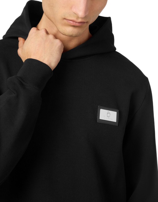 Товар черного цвета с внутренней стороны