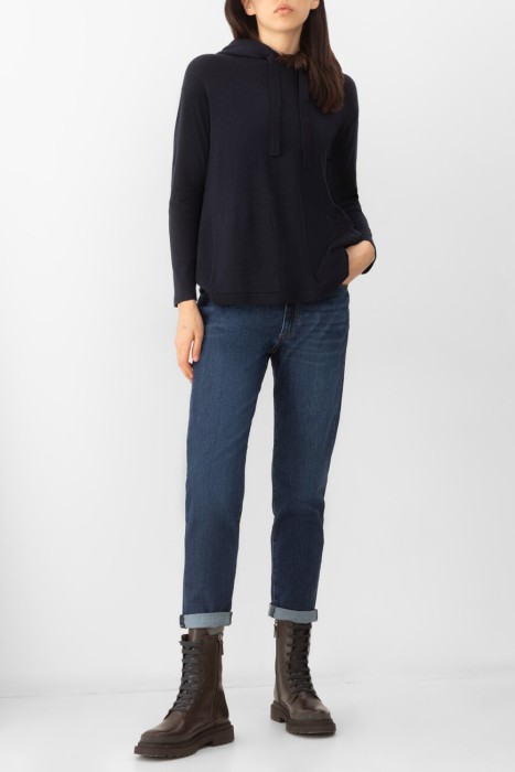 Продукция для женщин фото