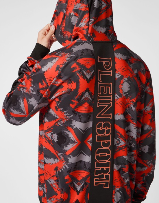 Товар хаки цвета с внутренней стороны