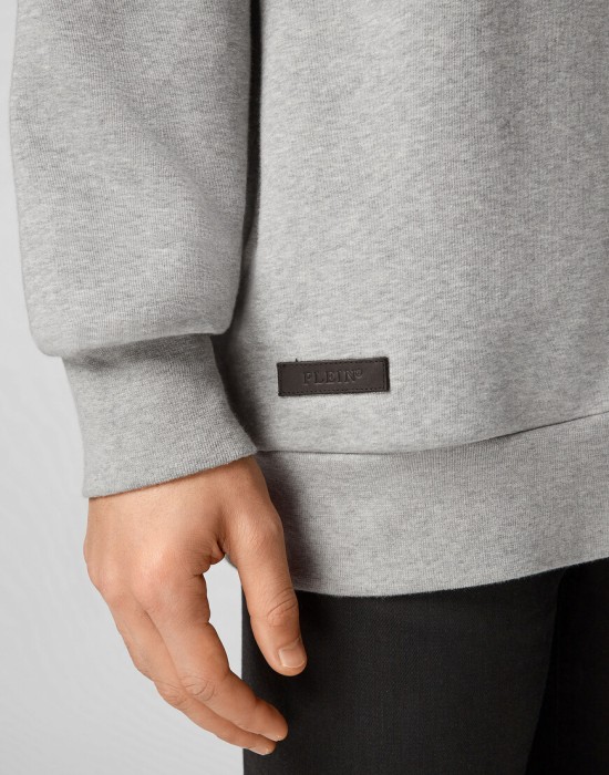 Товар серого цвета с внутренней стороны