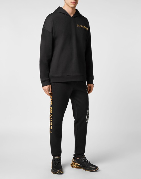 Товар черного цвета с внутренней стороны