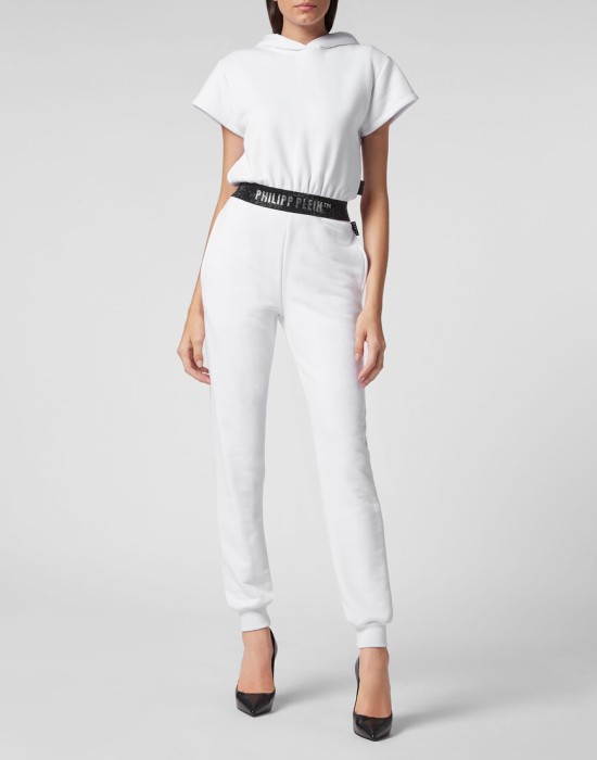 Товар белого цвета с внутренней стороны