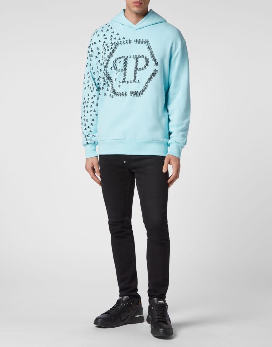 худи  по цене 43025 руб вид справа