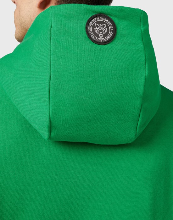 Товар черного цвета с внутренней стороны