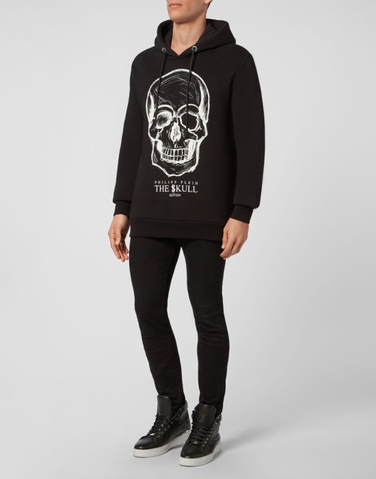 Товар черного цвета с внутренней стороны