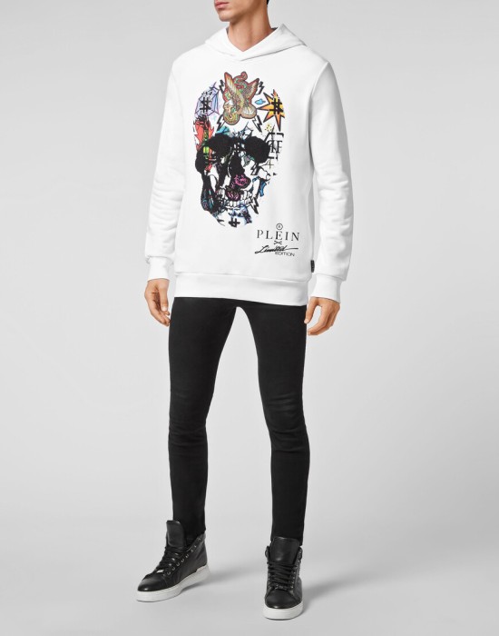 худи  по цене 55818 руб вид справа