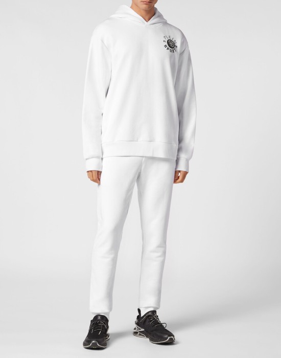 Товар белого цвета с внутренней стороны