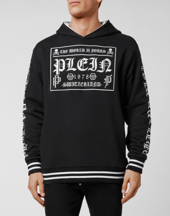 худи  от бренда philipp plein вид слева
