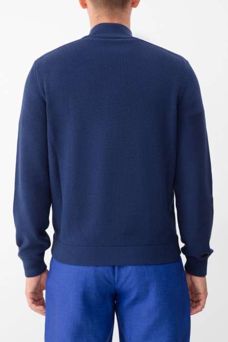 кардиган  по цене 436000 руб вид справа