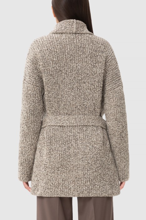 кардиган  от бренда kiton вид слева