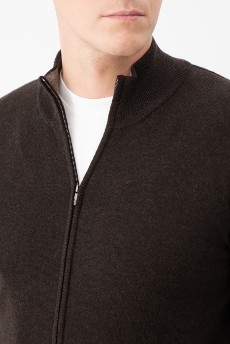 кардиган  из италии вид сбоку