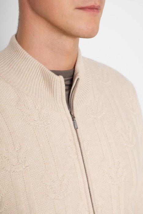 кардиган  из италии вид сбоку