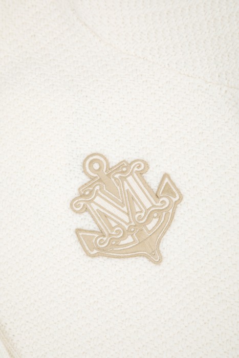 кардиган  классического стиля с лицевой стороны