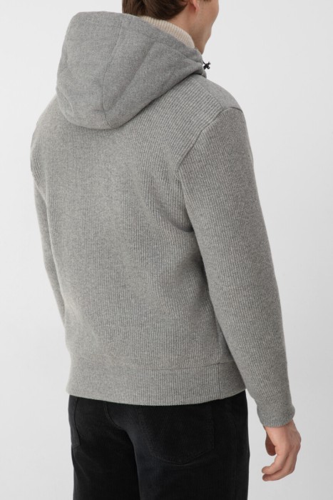 кардиган  по цене 92800 руб вид справа