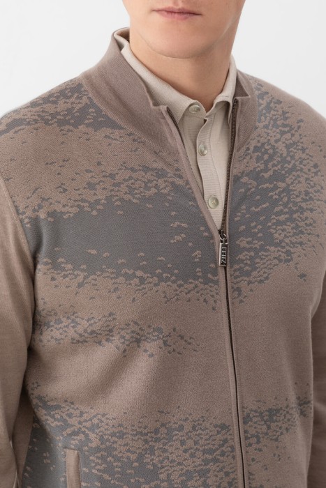 кардиган  из италии вид сбоку