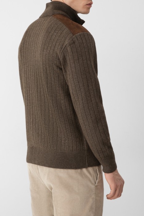 кардиган  по цене 85600 руб вид справа