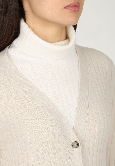 кардиган  из проверенных материалов спереди