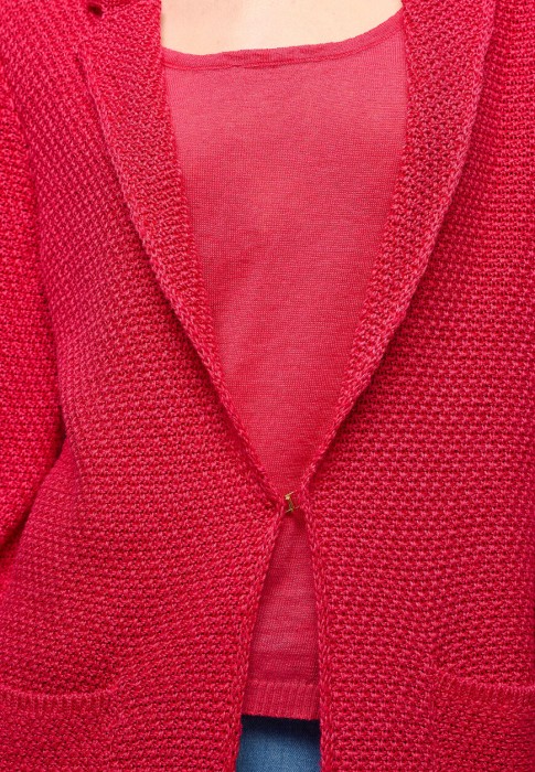 Товар розового цвета с внутренней стороны