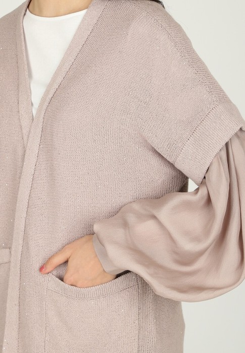 Товар розового цвета с внутренней стороны