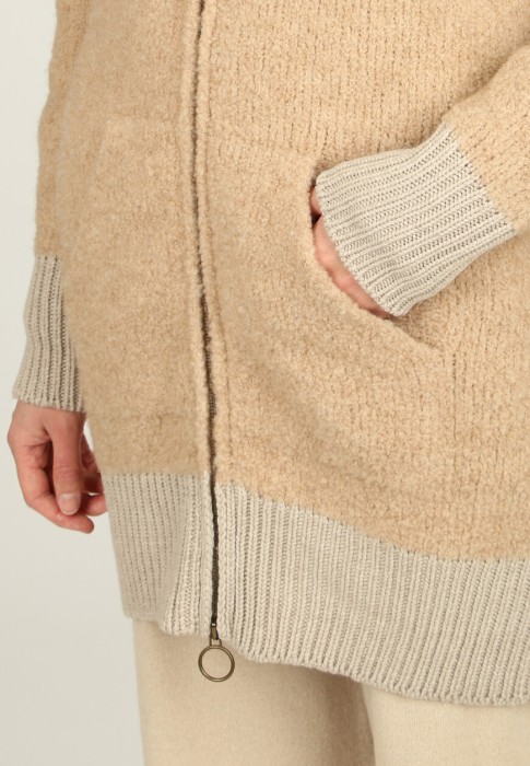 Продукция для женщин фото