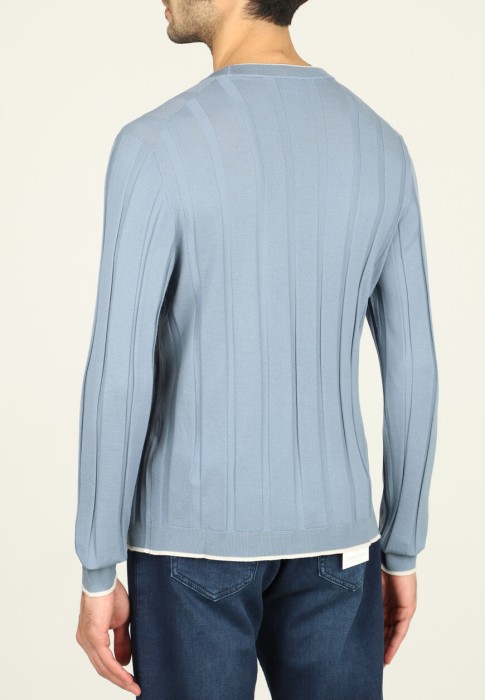 кардиган  из италии вид сбоку