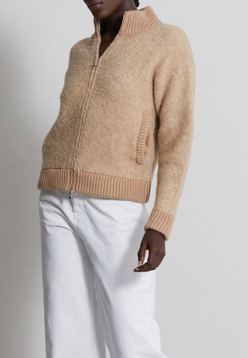 кардиган  по цене 121030 руб вид справа