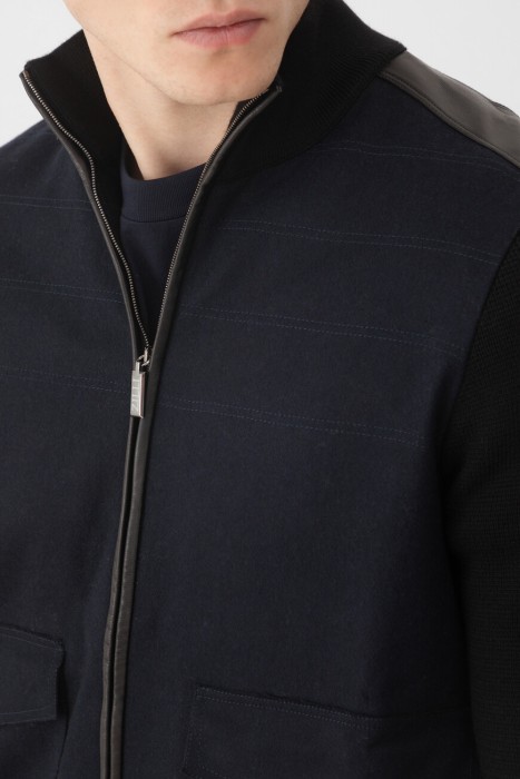 кардиган  из италии вид сбоку