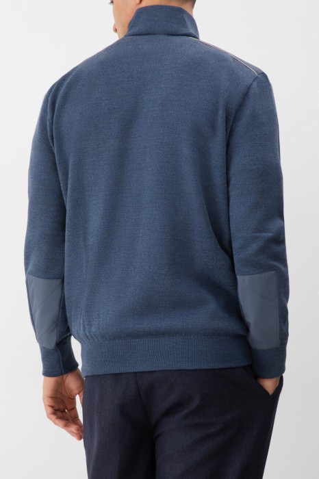 кардиган  по цене 50100 руб вид справа