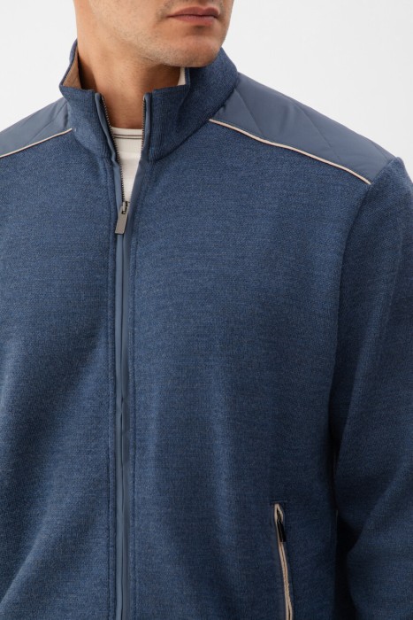 кардиган  из италии вид сбоку