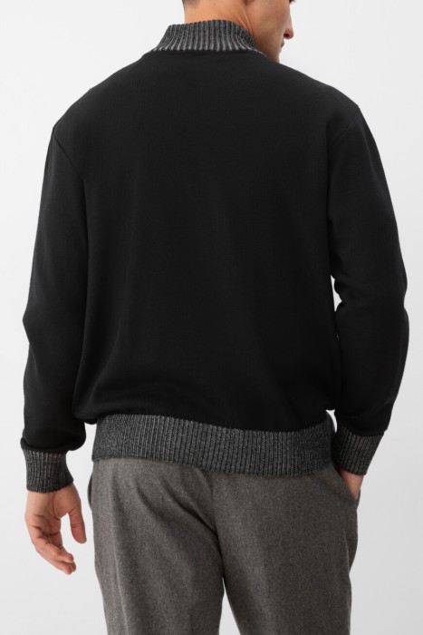 кардиган  по цене 41400 руб вид справа