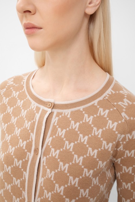 кардиган  из италии вид сбоку