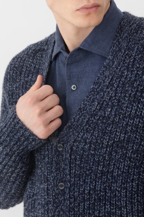 кардиган  из италии вид сбоку