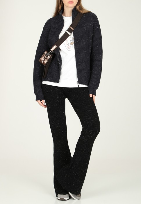 кардиган  из италии вид сбоку