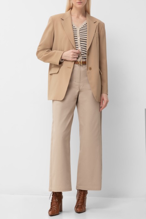 Товар белого цвета с внутренней стороны