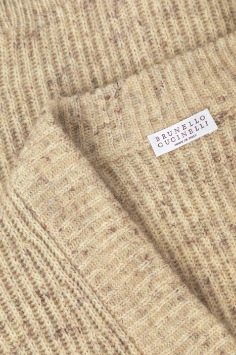 кардиган  из шерсти спереди