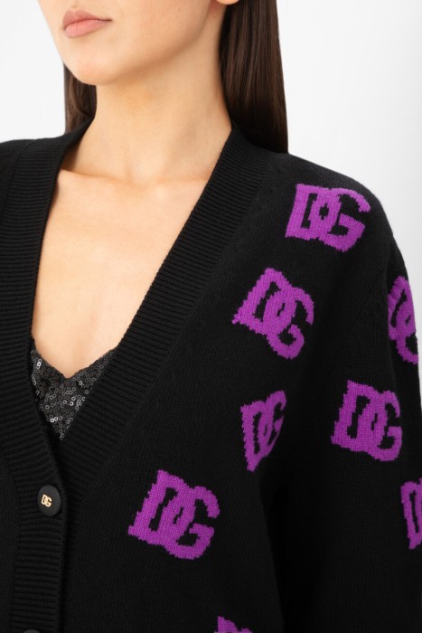 кардиган  из италии вид сбоку