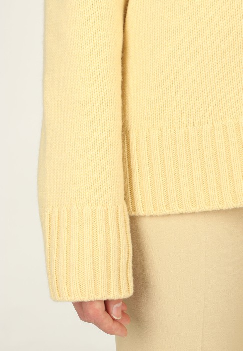 Продукция для женщин фото