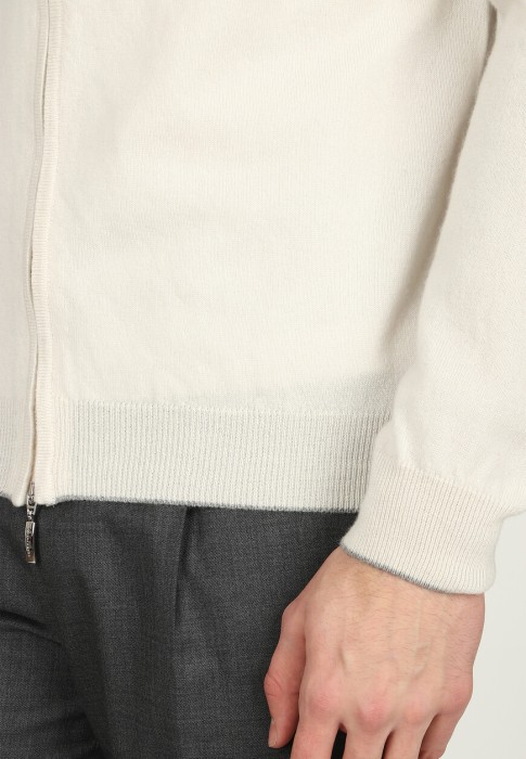 кардиган  из проверенных материалов спереди